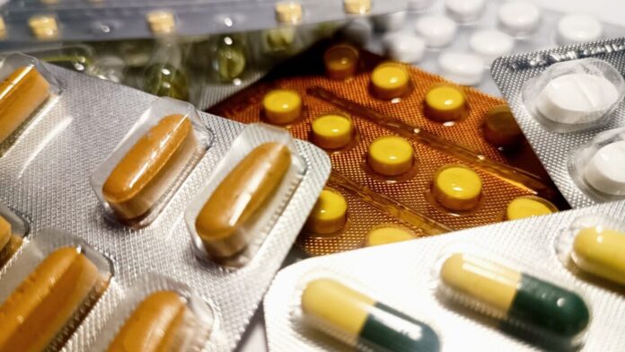 IMAGEN-3-ABUSO-DE-MEDICINAS-1024x576-1