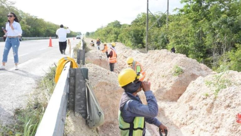 En Campeche, entregan obras de agua, electrificación e infraestructura social por más de $49 millones de pesos