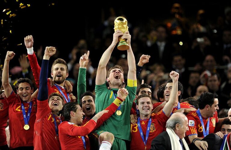 Décimo novena edición de la Copa del Mundo: Sudáfrica 2010 / por José Hermilo Amezcua