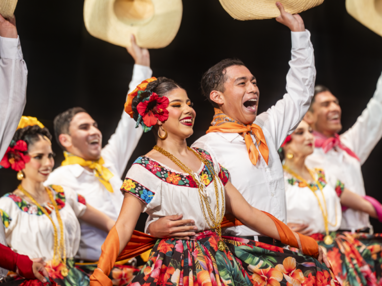 Realizan en Monterrey, “Danzar Mexicano: Una década que cruza el mar”