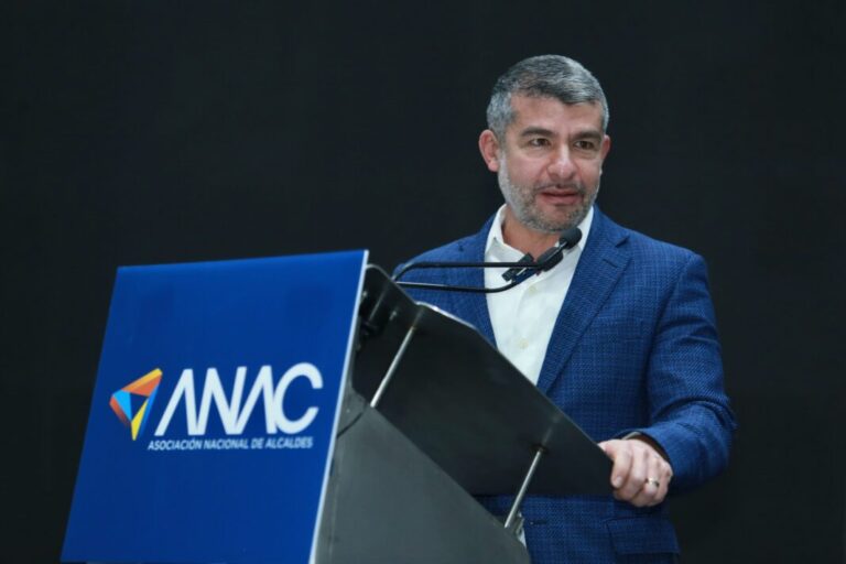 Maru Campos, víctima de persecución política: ANAC
